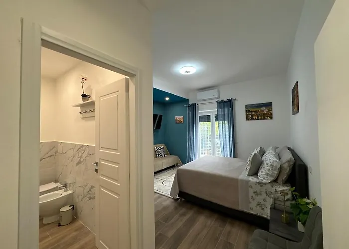 Colosseo-torre Maura Modern Double Private Ensuite, Wifi & Ac Near Metro C Apartamento