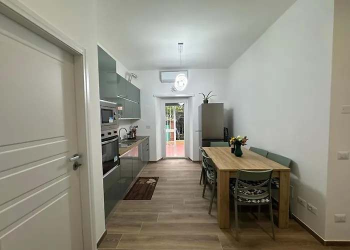 Colosseo-torre Maura Modern Double Private Ensuite, Wifi & Ac Near Metro C Apartamento Roma