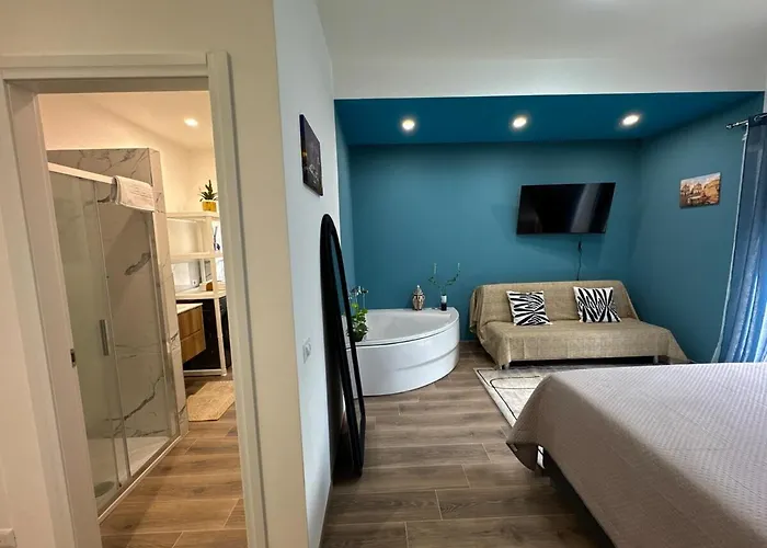 Apartamento Colosseo-torre Maura Modern Double Private Ensuite, Wifi & Ac Near Metro C *