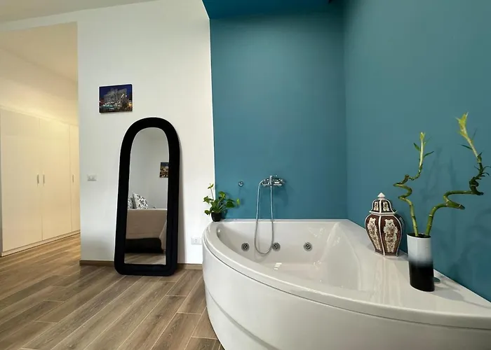 Apartamento Colosseo-torre Maura Modern Double Private Ensuite, Wifi & Ac Near Metro C Roma