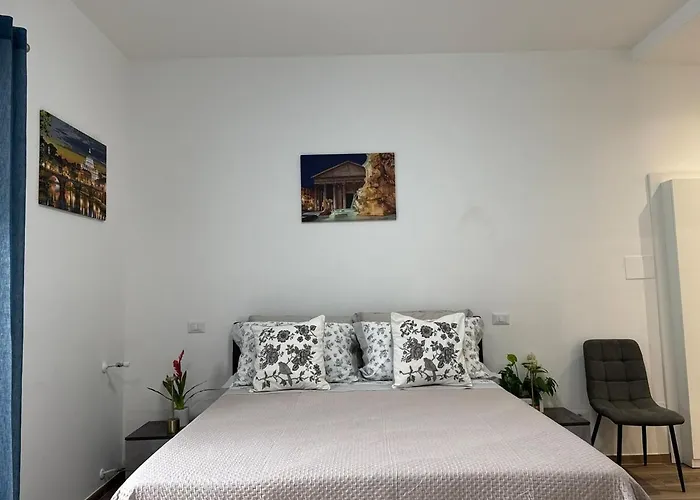 Apartamento Colosseo-torre Maura Modern Double Private Ensuite, Wifi & Ac Near Metro C Roma